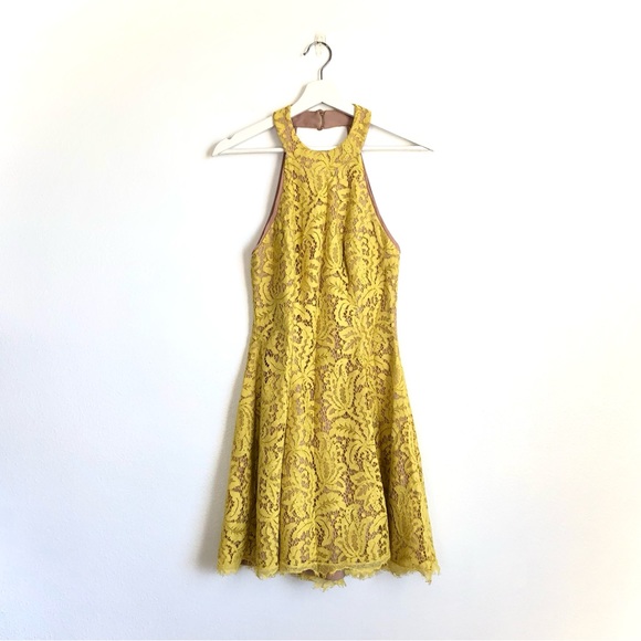 free people lace trim dress Free People Red Floral Mini Dress with Lace Trim, Open Back and Balloo –  The Thrifty Hippy